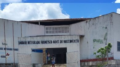 Escola abandonada em Tutóia recebe mutirão da comunidade de Anajá. Exigem retorno!